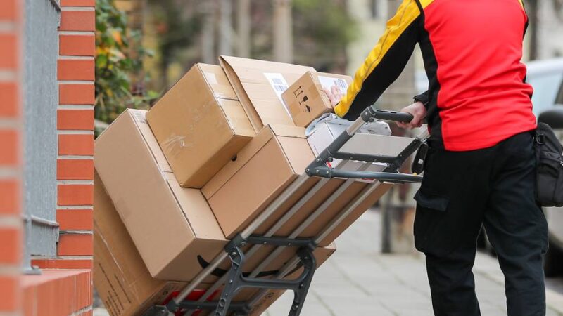 Verbrauchenzetrale in Moers: So kommen Geschenke pünktlich und sicher an