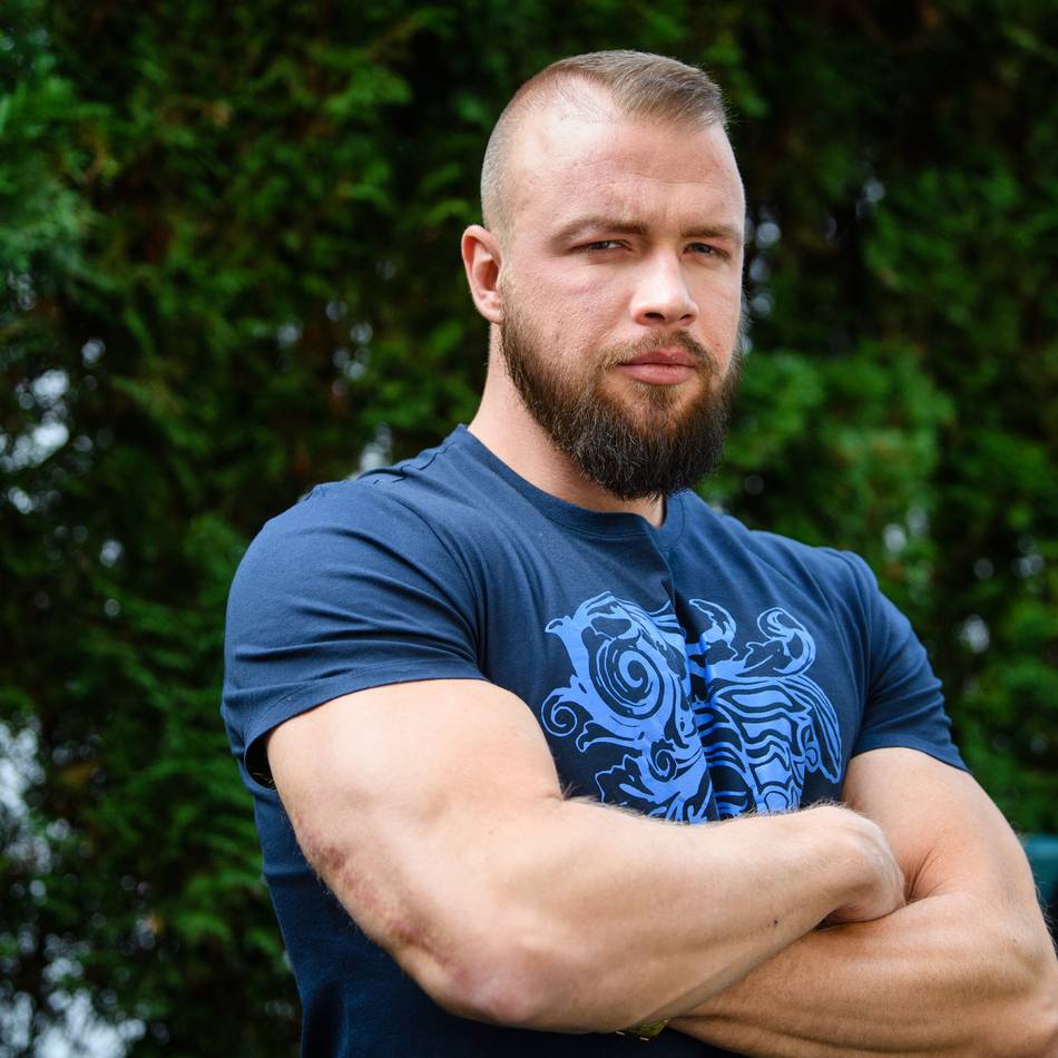 Felix Blumes Kanzler-Träume: Düsseldorfer Rapper Kollegah veröffentlicht Album unter bürgerlichem Namen