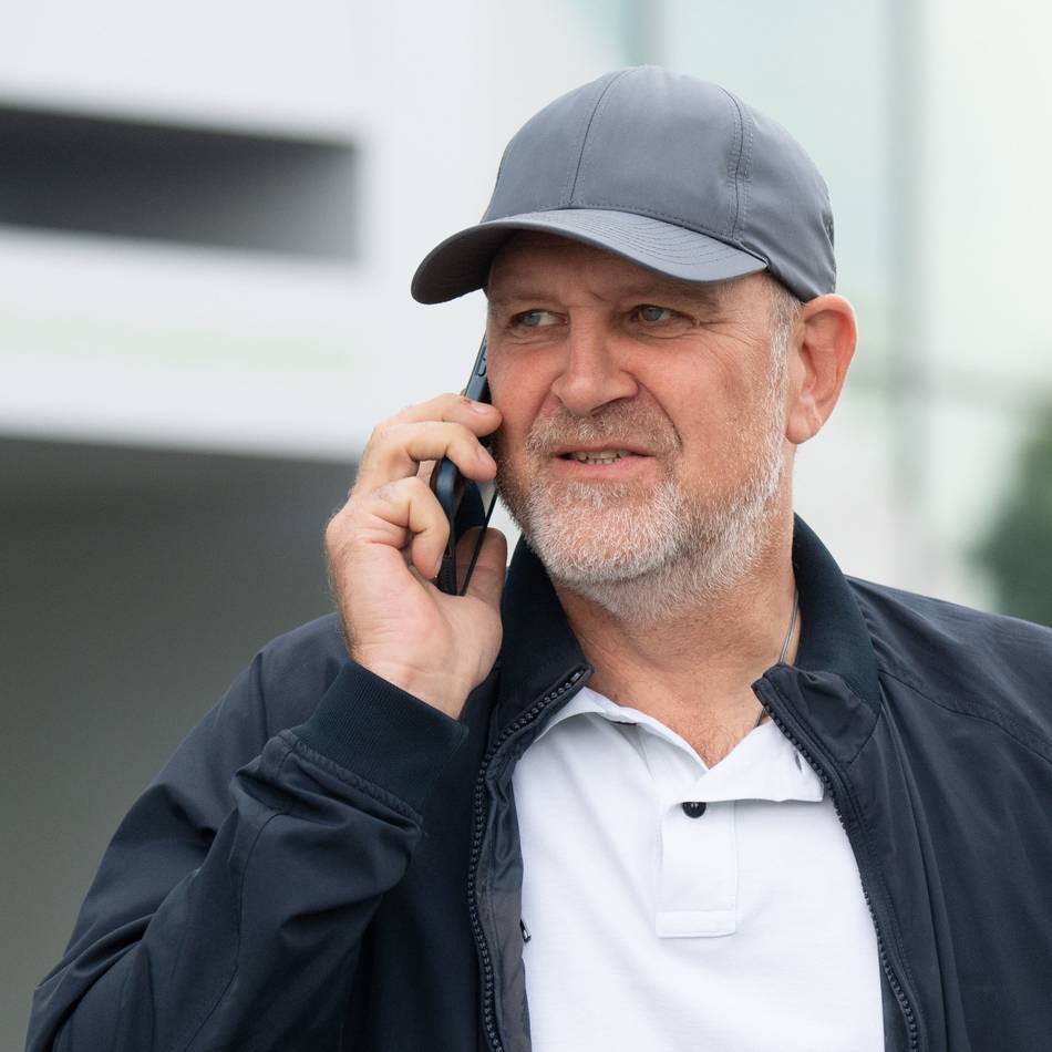 „Fachmann mit großer Erfahrung“: Schmadtke kehrt zurück nach Hannover