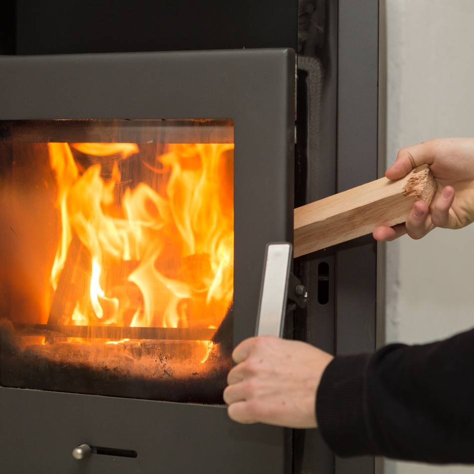 Heizen mit Holz: Kreis Viersen bietet „Ofenführerschein“ für Bürger an