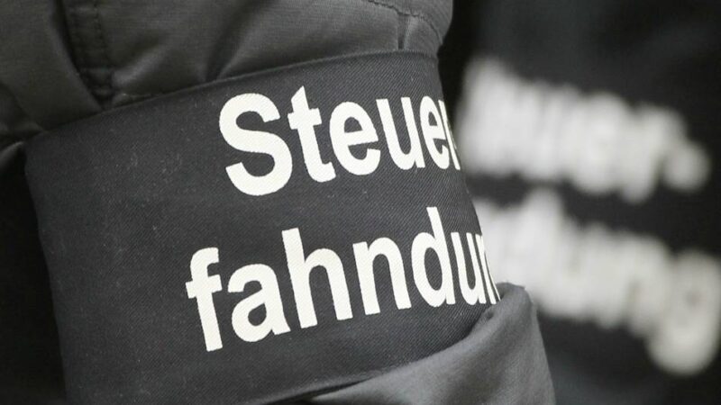 In Heiligenhaus und Velbert: Großeinsatz gegen Clankriminalität