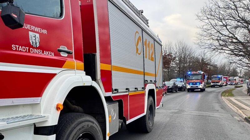 Mittags in Dinslaken: Essen angebrannt – Feuerwehr im Großeinsatz