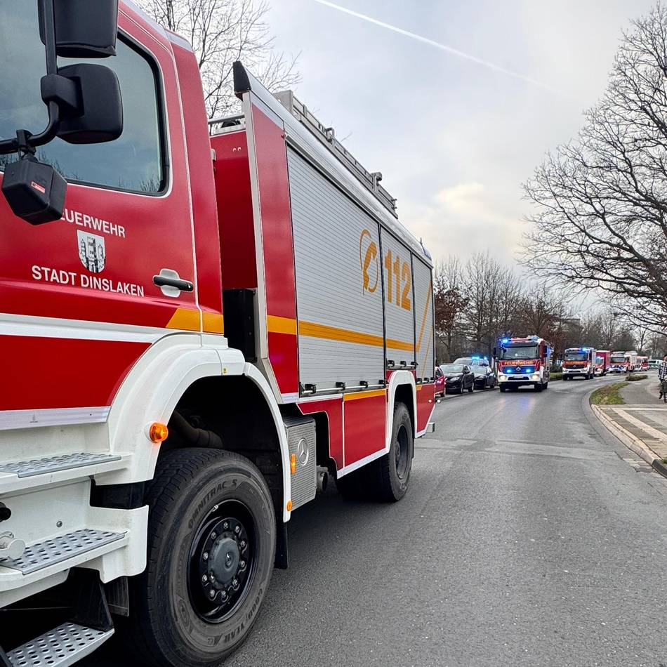 Mittags in Dinslaken: Essen angebrannt – Feuerwehr im Großeinsatz