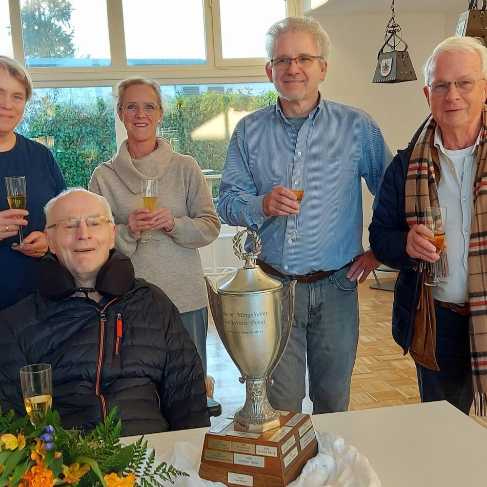 Auszeichnung in Leverkusen vergeben: Theo Weyers vom Neukirchener TV geehrt