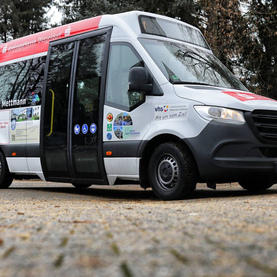 Engagement in Mettmann: Bürgerbus sammelt für landesweite Hilfsaktion