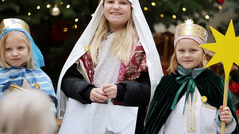 Katholisches Hilden: Jetzt anmelden für Besuch der Sternsinger