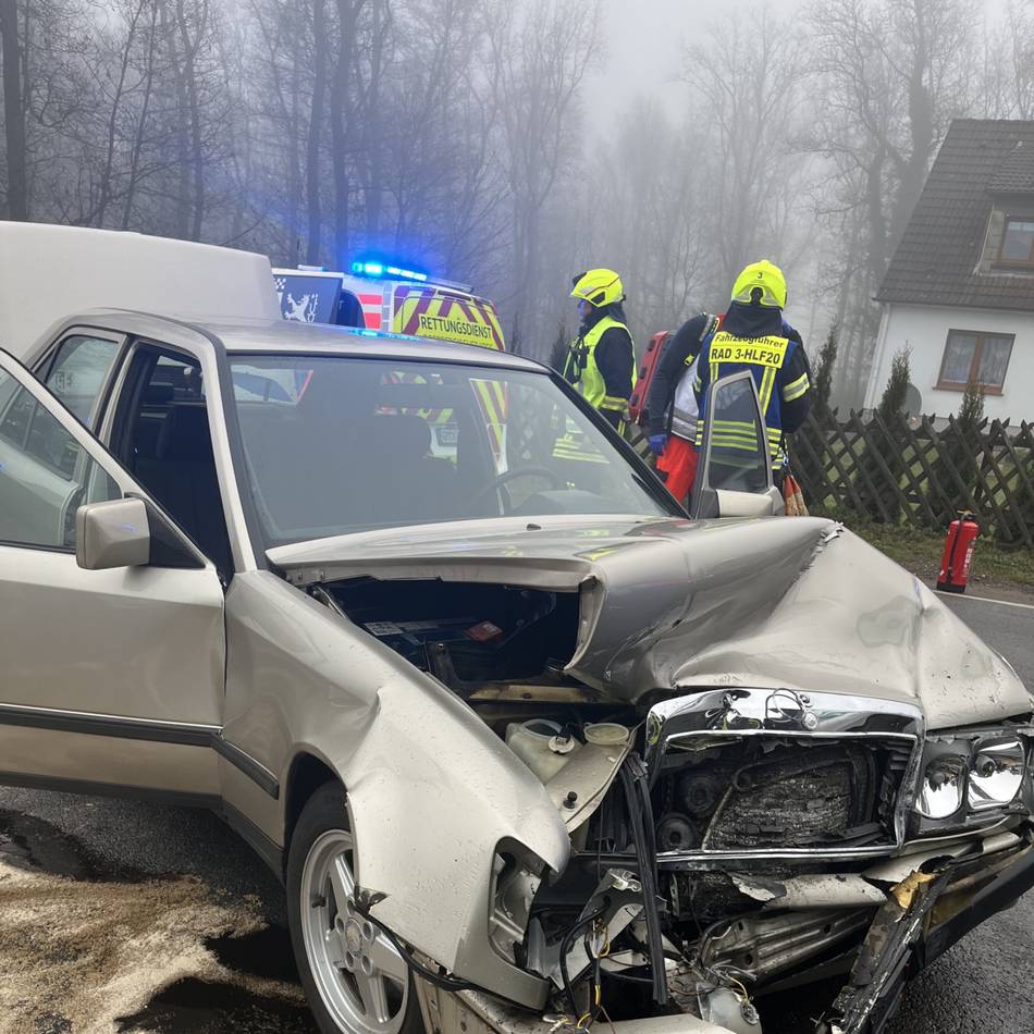 Unfall zwischen Radevormwald und Schwelm: 63-Jähriger wird bei Unglück schwer verletzt