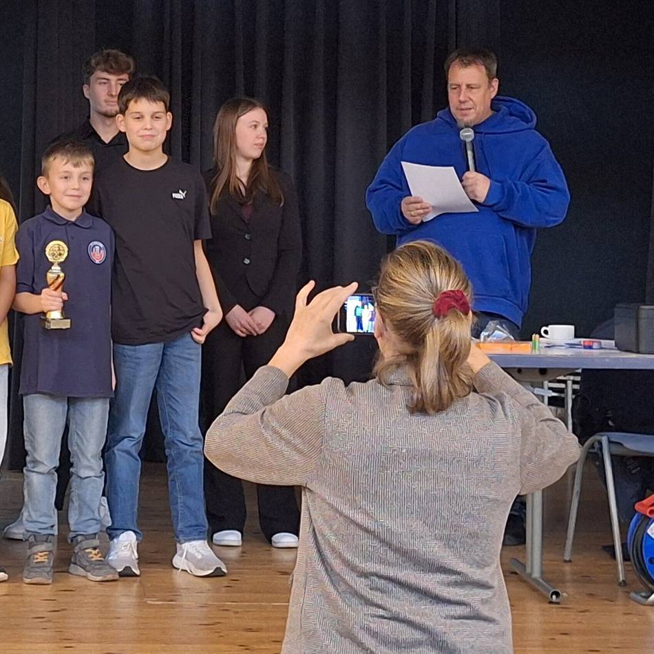 Schulschach im Kreis Kleve: Mehr als 200 Schüler spielten in Uedem Schach um die Kreismeisterschaft