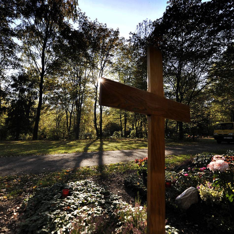 Nach Diebstahl in Düsseldorf-Eller: „Vorfälle haben System“ – Videoüberwachung von Friedhöfen gefordert