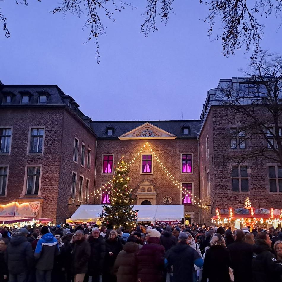 Weihnachtsmarkt Schloss Neersen: „Jeder Stand ist ein Unikat“