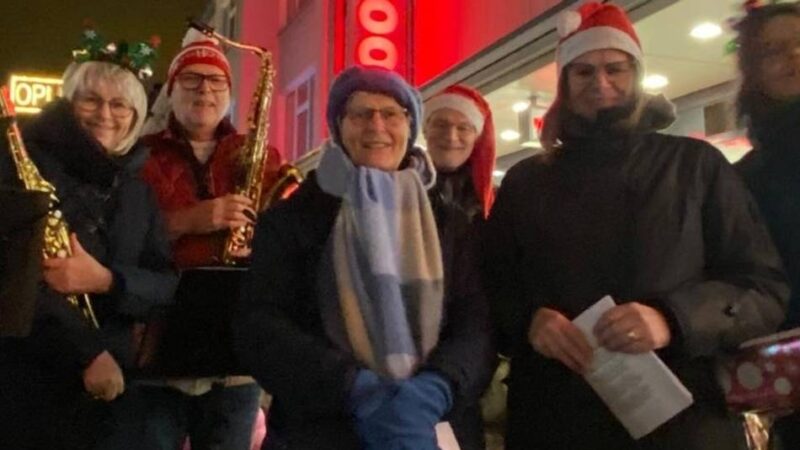 Aktion für den guten Zweck in Leverkusen: „Singen mit Gina“– voller Erfolg für Stimmen, Ohren, Tiere