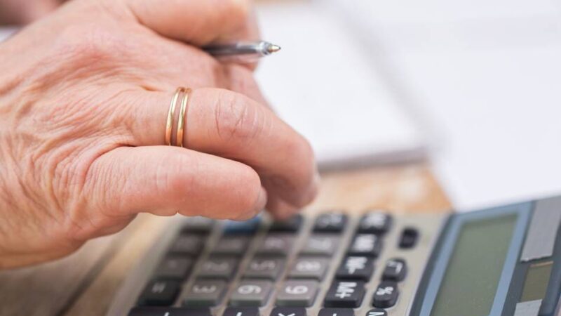 Verbraucherberatung gibt Tipps: So lässt sich die Altersvorsorge auf mehrere Standbeine verteilen