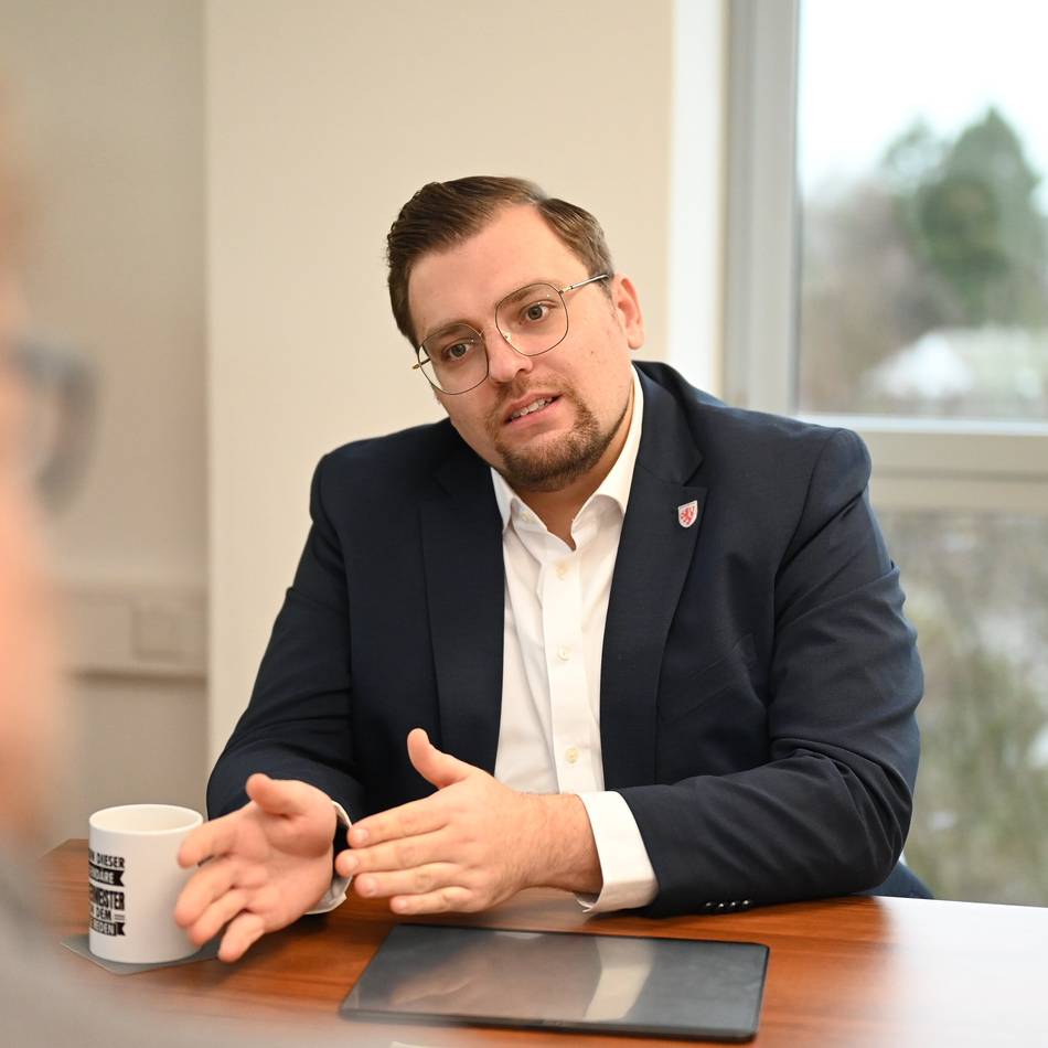 Radevormwalds Bürgermeister im Interview: „Wir sollten aufhören, in Schubladen zu denken“