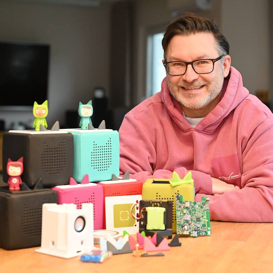 Clevere Idee aus Wermelskirchen: Neue Ohren für Hörspiel-Boxen