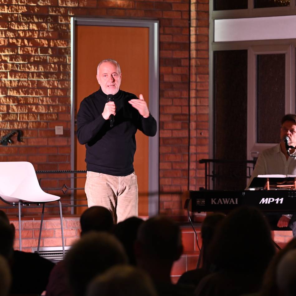 Kultur in der EFG in Wermelskirchen: Musik, Kabarett und Suppe für die Seele