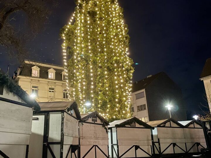 Kulinarischer Weihnachtsmarkt in Wermelskirchen: Ein vielversprechendes Adventswochenende
