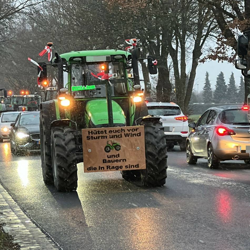 Demo gegen EU-Pläne: Mehr als 100 Landwirte aus dem Kreis Heinsberg protestieren in Brüssel