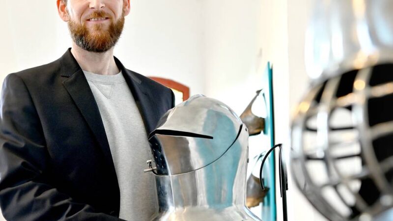 Museum Burg Linn in Krefeld: Stadt schasst Museumsdirektor – der erhebt schwere Vorwürfe