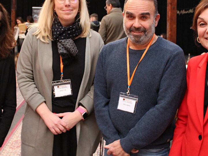 Kreativer Arbeitsmarkt: Job-Speed-Dating lockt 150 Leute in den Gare du Neuss