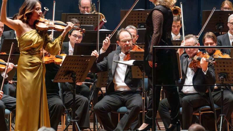 Sinfoniekonzert in Krefeld: Entspannende und faszinierende Winterträume