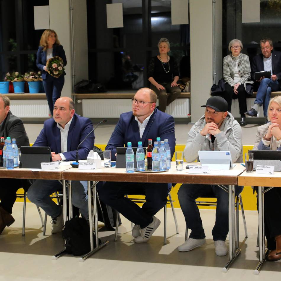 Alpens Rat verabschiedet Haushalt  : Viel Lob für den Kämmerer in der Not