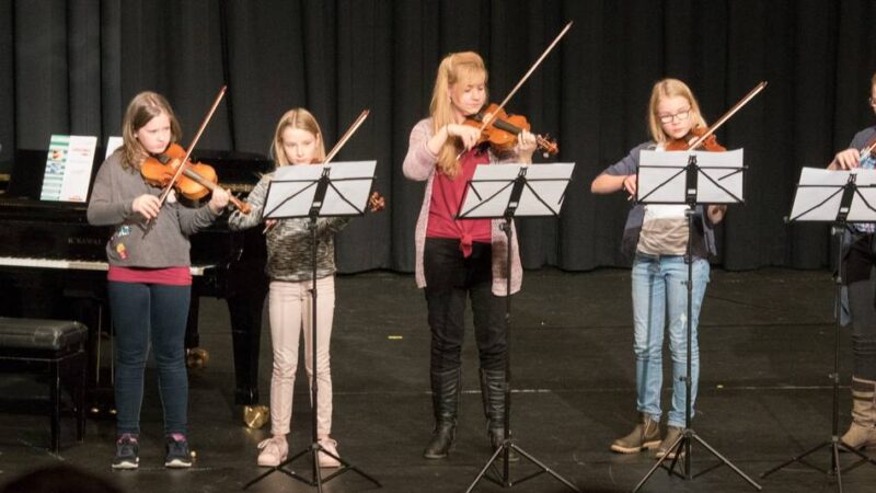 Kulturelle Bildung in Radevormwald: Adventskonzert der Musikschule im Bürgerhaus