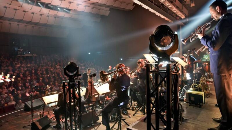 Finanzplanung für 2026 und 2027: Sparen in Emmerich – AfD stellt das Stadttheater in Frage
