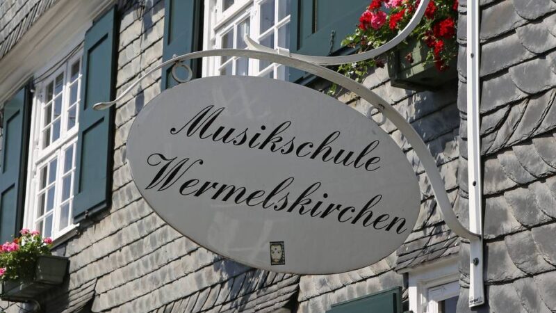„7 Fakten“ zur Musikschule in Wermelskirchen: Großer Einsatz für die Zukunft der Musik