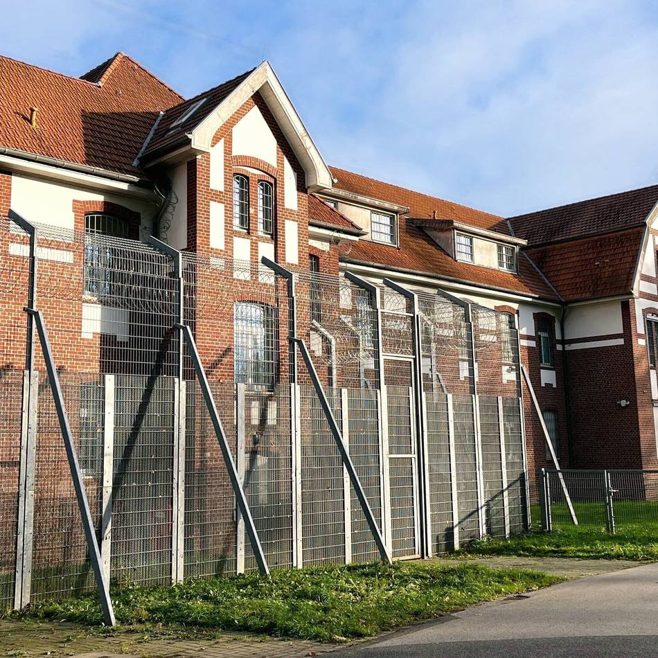 Besuch in der LVR-Jugendforensik: Weihnachten hinter Stacheldraht für 24 junge Männer