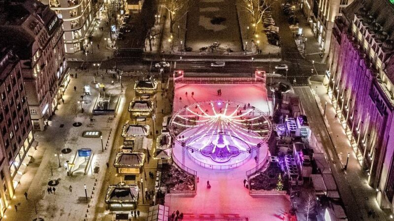 „Kö on Ice“ : Hat Düsseldorf die schönste Eisbahn der Welt? Was Besucher dazu sagen
