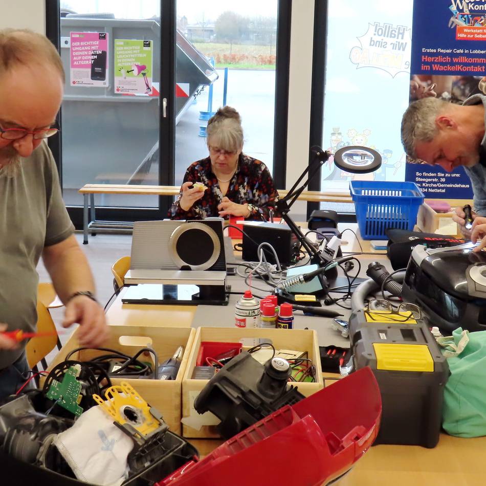 Reparieren statt wegwerfen: Abfallvermeidung wird von Repair-Café Lobberich unterstützt