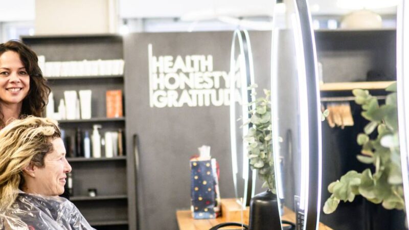 Handwerk in Düsseldorf : Düsseldorfs erster Coworking-Space für Friseure