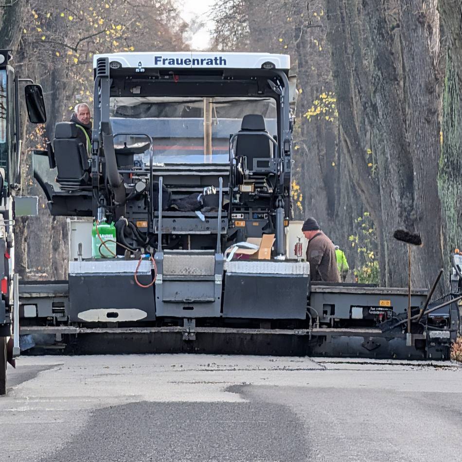 Bauarbeiten in Krefeld: Kommunalbetrieb schließt letzte Straßensanierung 2025 ab