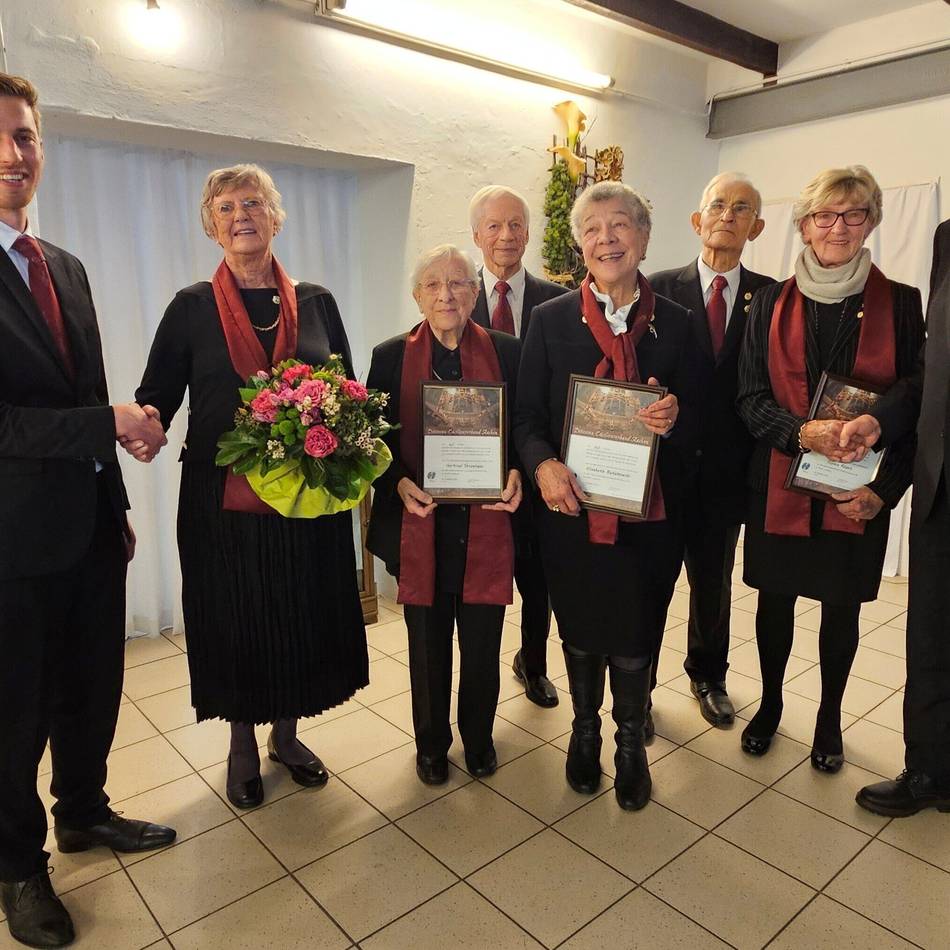 Heimatreporter im Grenzland: Chor ehrt langjährige Mitglieder und Interreg-Treffen mit Gemeinde Beesel