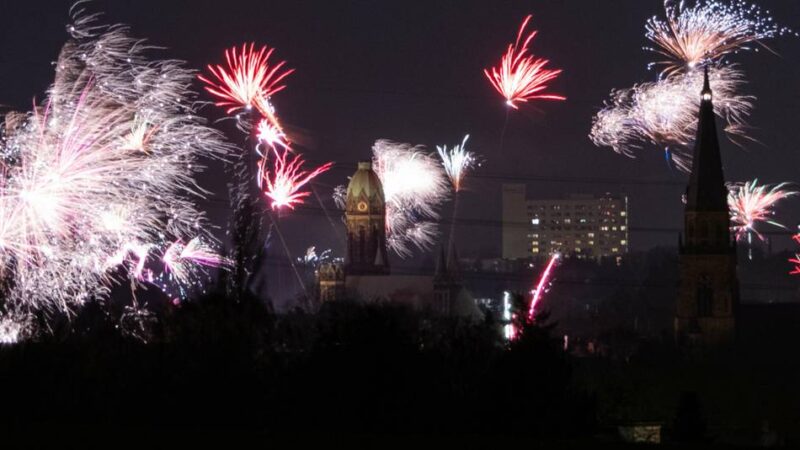 Böllerverbot, Entsorgung und Tierschutz: Was Mönchengladbacher vor Silvester wissen müssen
