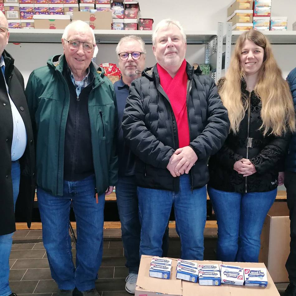 SPD-Ortsgruppe sammelte: Butterspende für die Tafel Niederkrüchten