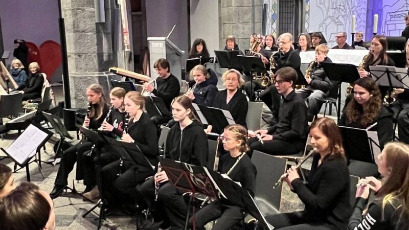 Auftritt der Kreismusikschule Viersen: Adventskonzert in Remigiuskirche verzaubert