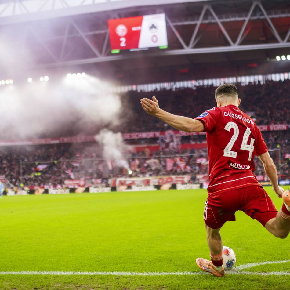 Muslija spricht über Geniestreich: Gekreuzte Arme – war die direkt verwandelte Fortuna-Ecke gegen Fürth einstudiert?