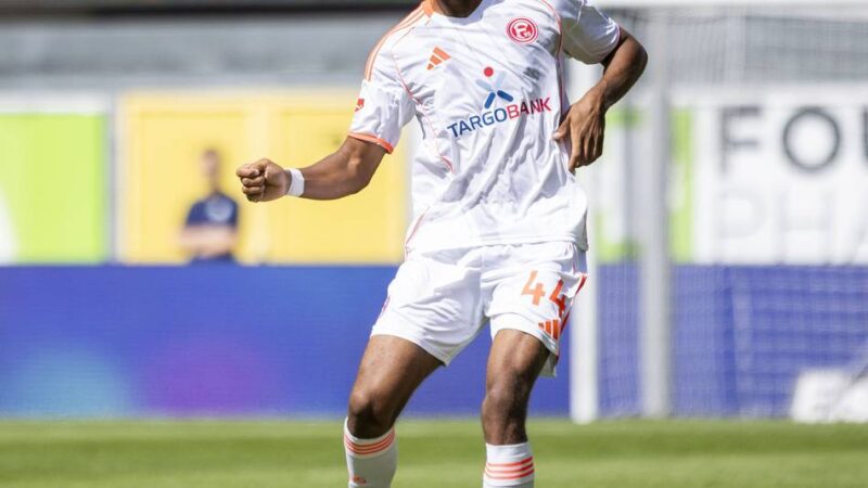 Lob vom Coach, Vizekapitän und Ex-Trainer: Was Fortunas Innenverteidiger-Talent Egouli so stark macht