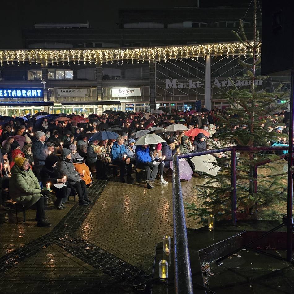 In Langenfeld: „Mette am Markt“ unter freiem Himmel an Heiligabend