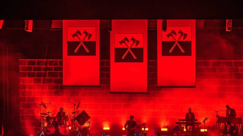Theater-Konzert in der NEW Box Mönchengladbach: „The Wall“ von Pink Floyd Project beeindruckend neu interpretiert