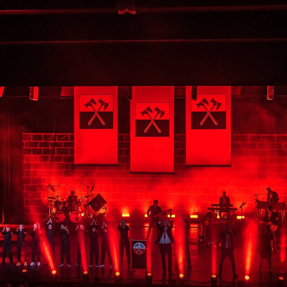 Theater-Konzert in der NEW Box Mönchengladbach: „The Wall“ von Pink Floyd Project beeindruckend neu interpretiert
