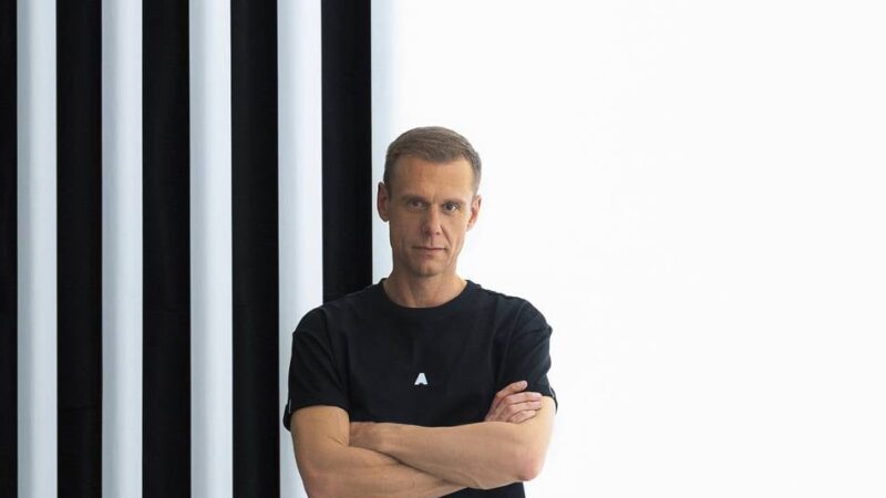 Neues Album von Armin van Buuren: „Ich spürte, dass ich diese Seite von mir teilen musste“