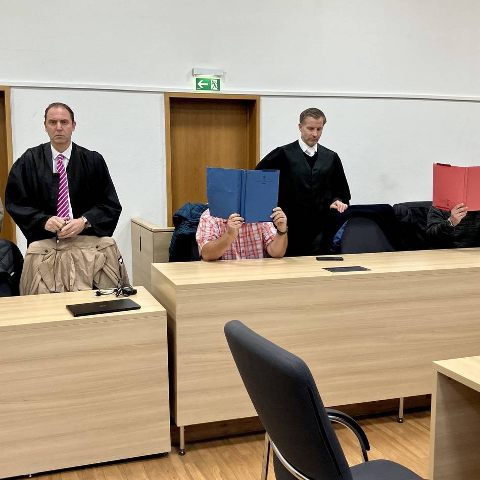 Gerichtsverhandlung gestartet: Tonnenweise Löschschaum illegal entsorgt?