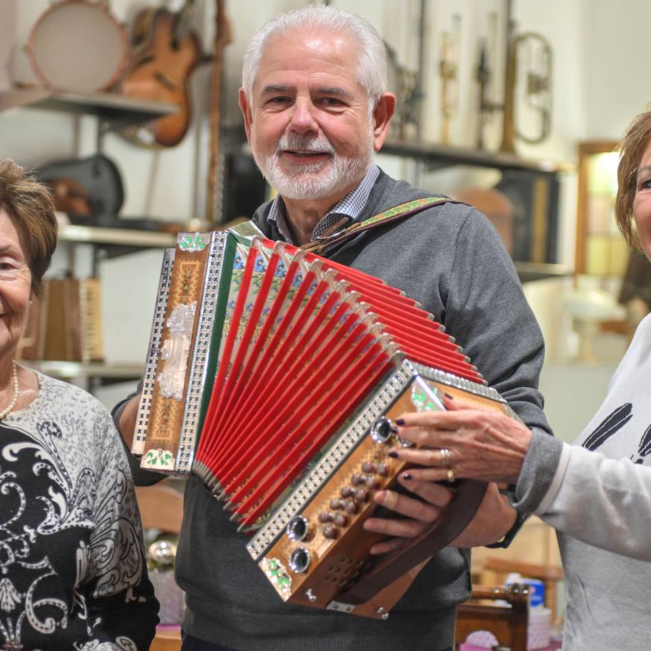 Heimat- und Geschichtsfreunde Willich: Heimatverein sucht Musiker für Harmonika