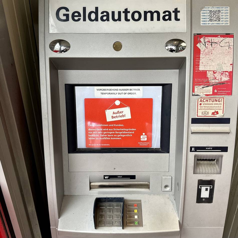 Bargeldversorgung in Düsseldorf: Volksbank baut Geldautomat in Himmelgeist ab