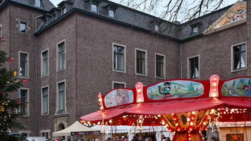Enorm große Resonanz: Stimmungsvoller Weihnachtsmarkt am Schloss Neersen