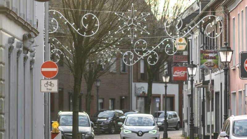 Im Herzen der Gemeinde: Mosterstraße in Uedem ab sofort einseitig für Autos gesperrt