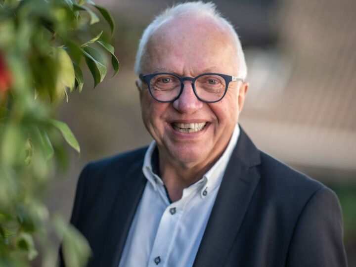 Karneval in Kleve: Ex-Bürgermeister Theo Brauer wird Schwanenritter bei den Funkern