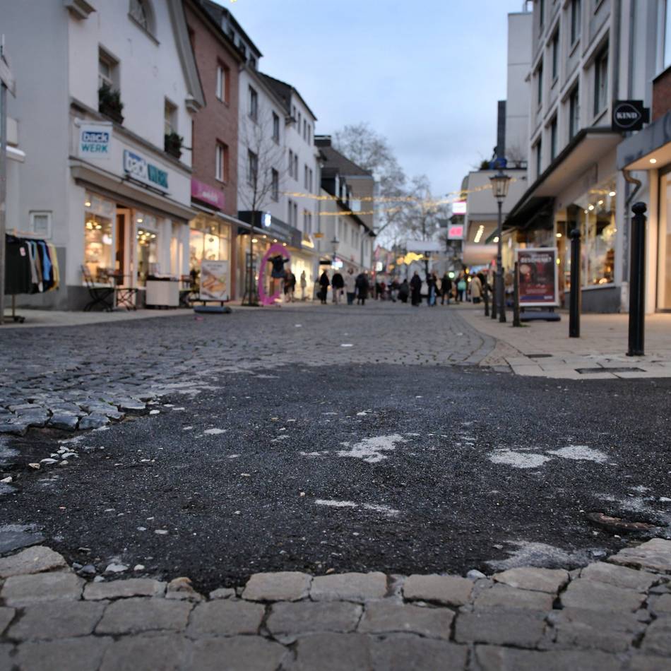 In Ratinger Innenstadt: Oberstraße: Pflasterarbeiten ab 5. Januar